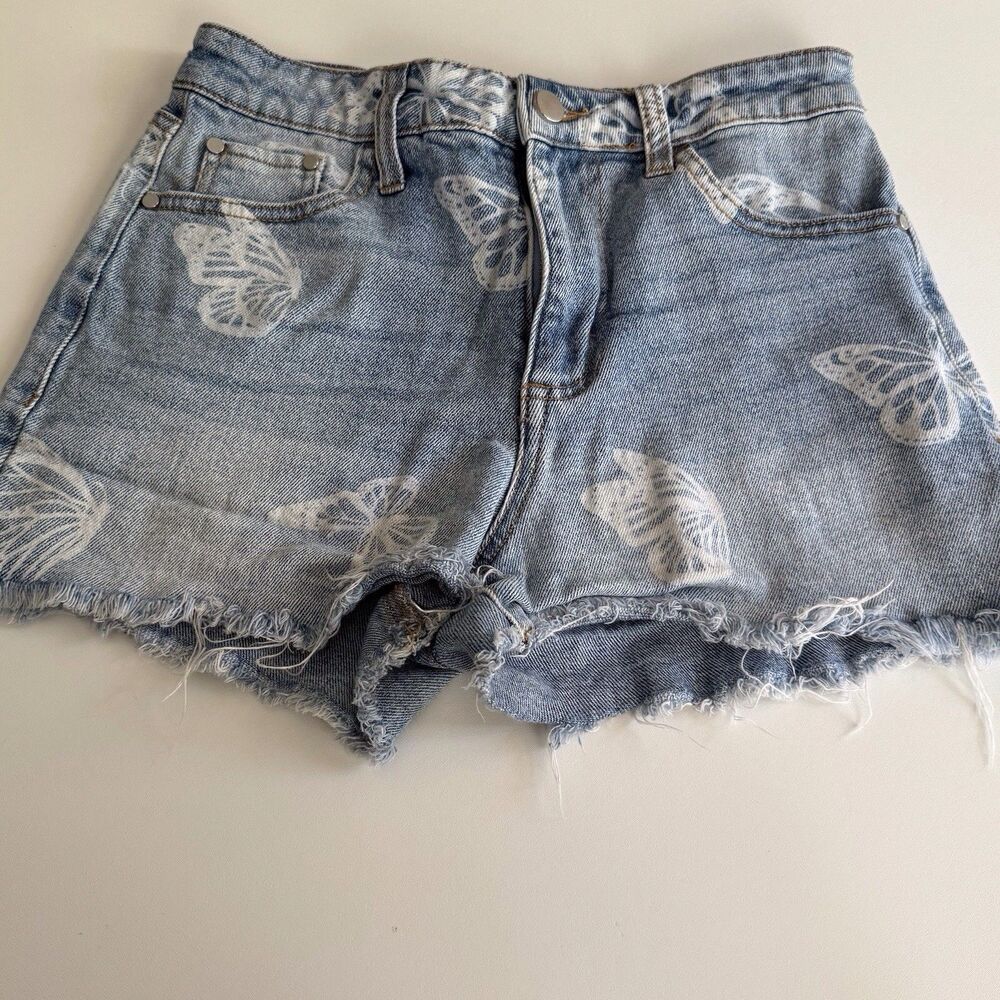 Tinseltown The Mom Short. Denim/Butterfly Women's Raw Hem. Size‎ 3